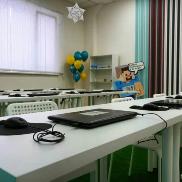KIBERone для будущих КиберГероев в Ижевске! - КИБЕРшкола программирования для детей, компьютерные курсы для школьников, начинающих и подростков - KIBERone г. Гольяново